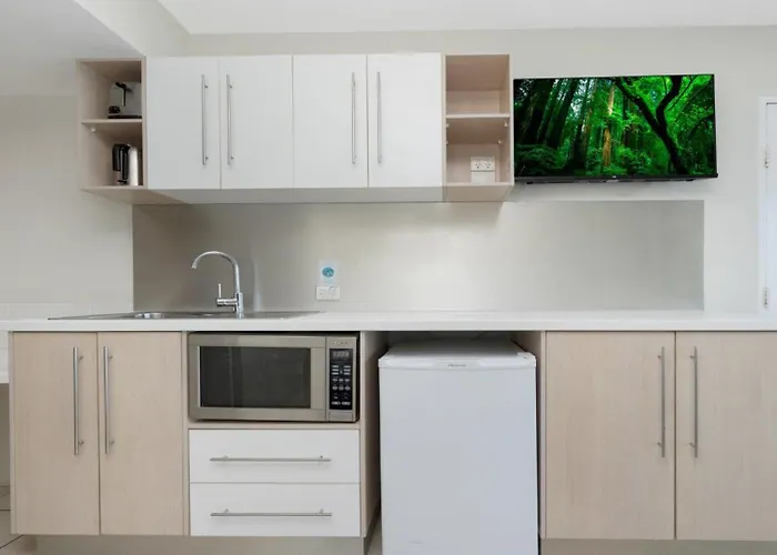 Studio 810 - Idyllic Location With Views