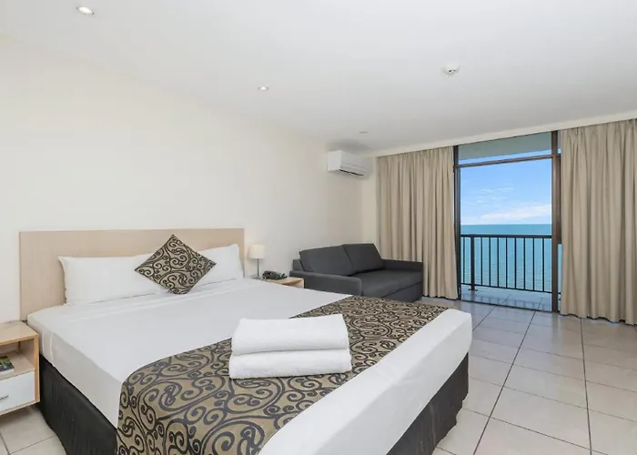 Studio 908 - Panoramic Ocean Views On The Strand